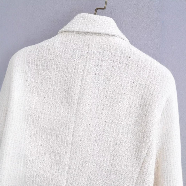 Damen Kurz geschnittener Bouclé-Blazer mit taillierter Silhouette und Doppelknopf Echo Archiv