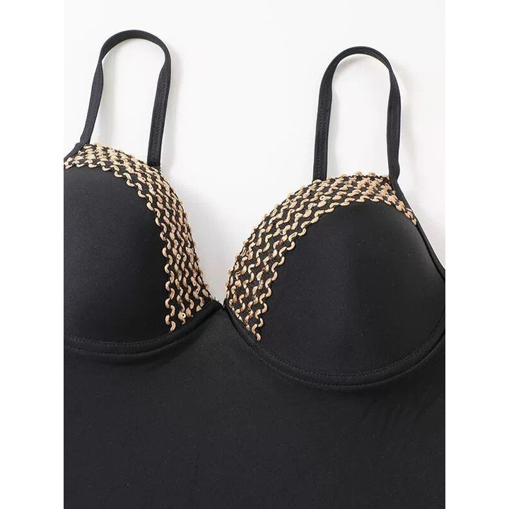 Damen Einteiler Badeanzug mit eleganten Überwurf-Details Echo Archiv