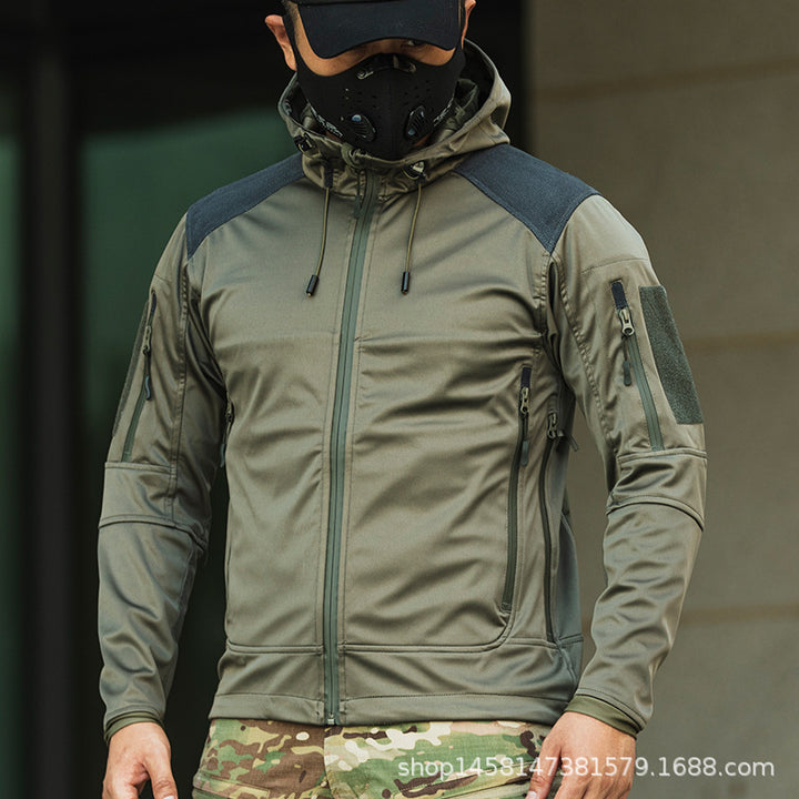 Herren funktionale Outdoor-Jacke mit isolierter Steppstruktur Echoarchiv