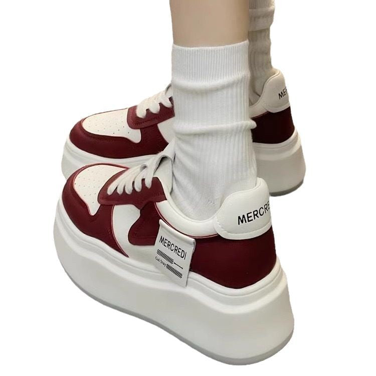 Damen Plateau-Sneaker mit luftiger Mesh-Oberfläche und komfortabler Dämpfung Echo Archiv