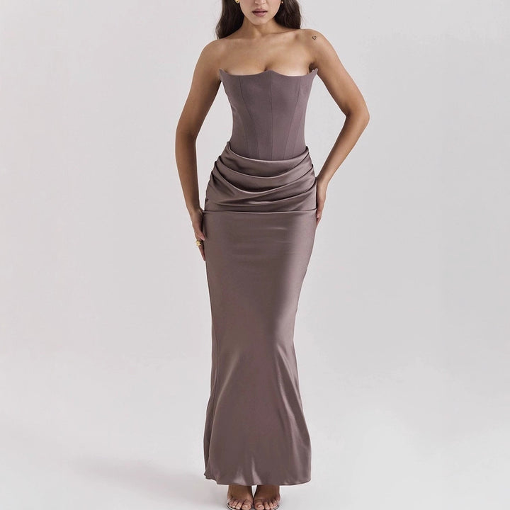Damen Figurumspielendes Maxikleid mit raffinierter Raffung Echo Archiv