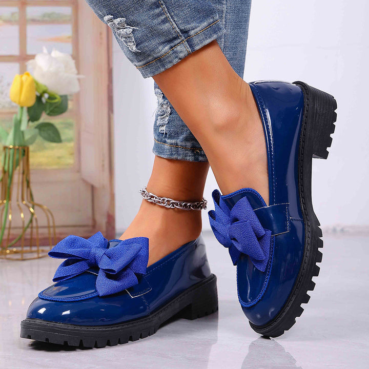 Damen Plateau-Loafer aus Lackimitat mit profilierter Gummisohle und Zierschleife – Lioré
