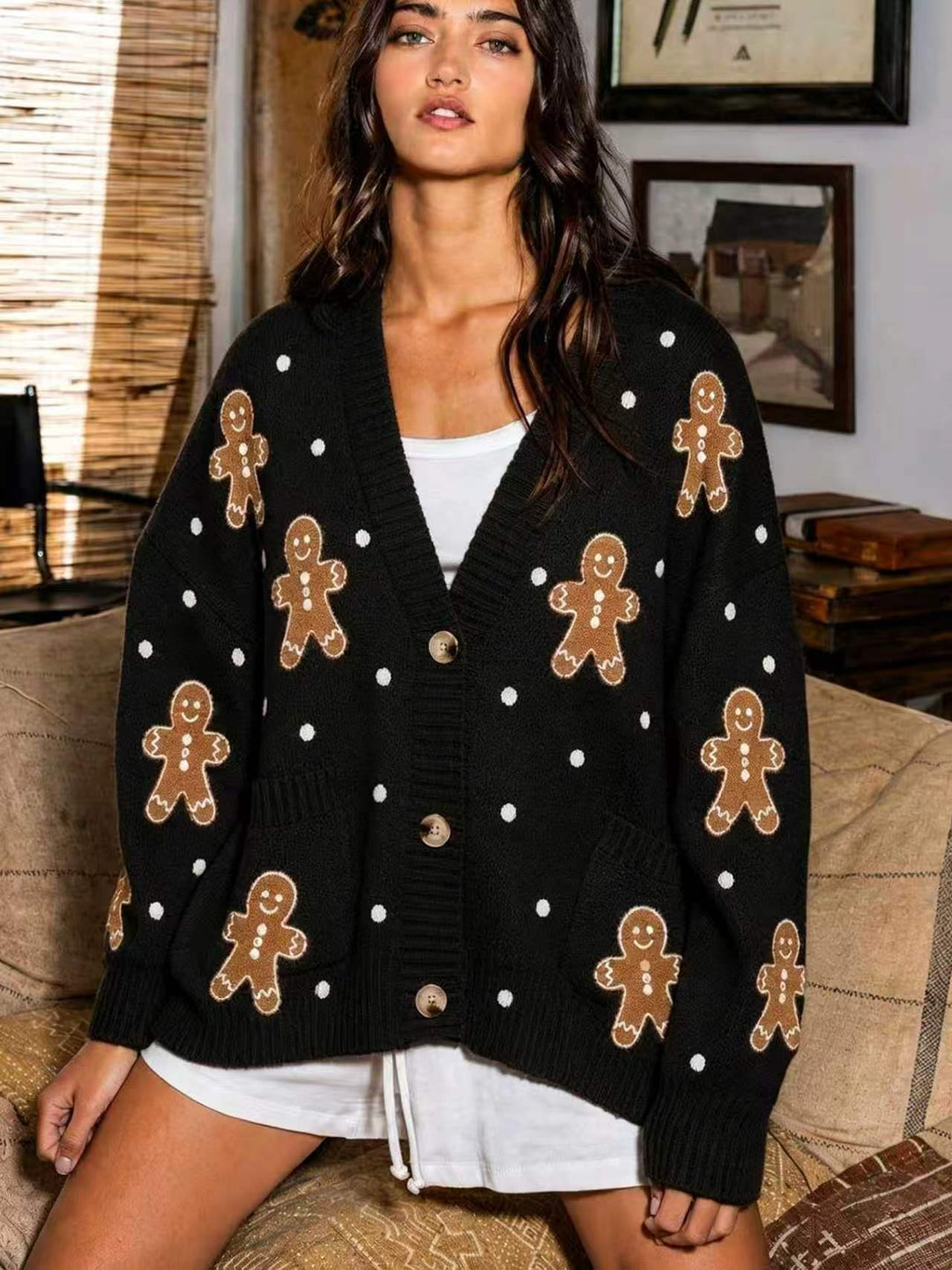 Damen nan oversized Strickcardigan mit Lebkuchenstickerei und tiefem V-Ausschnitt Echo Archiv