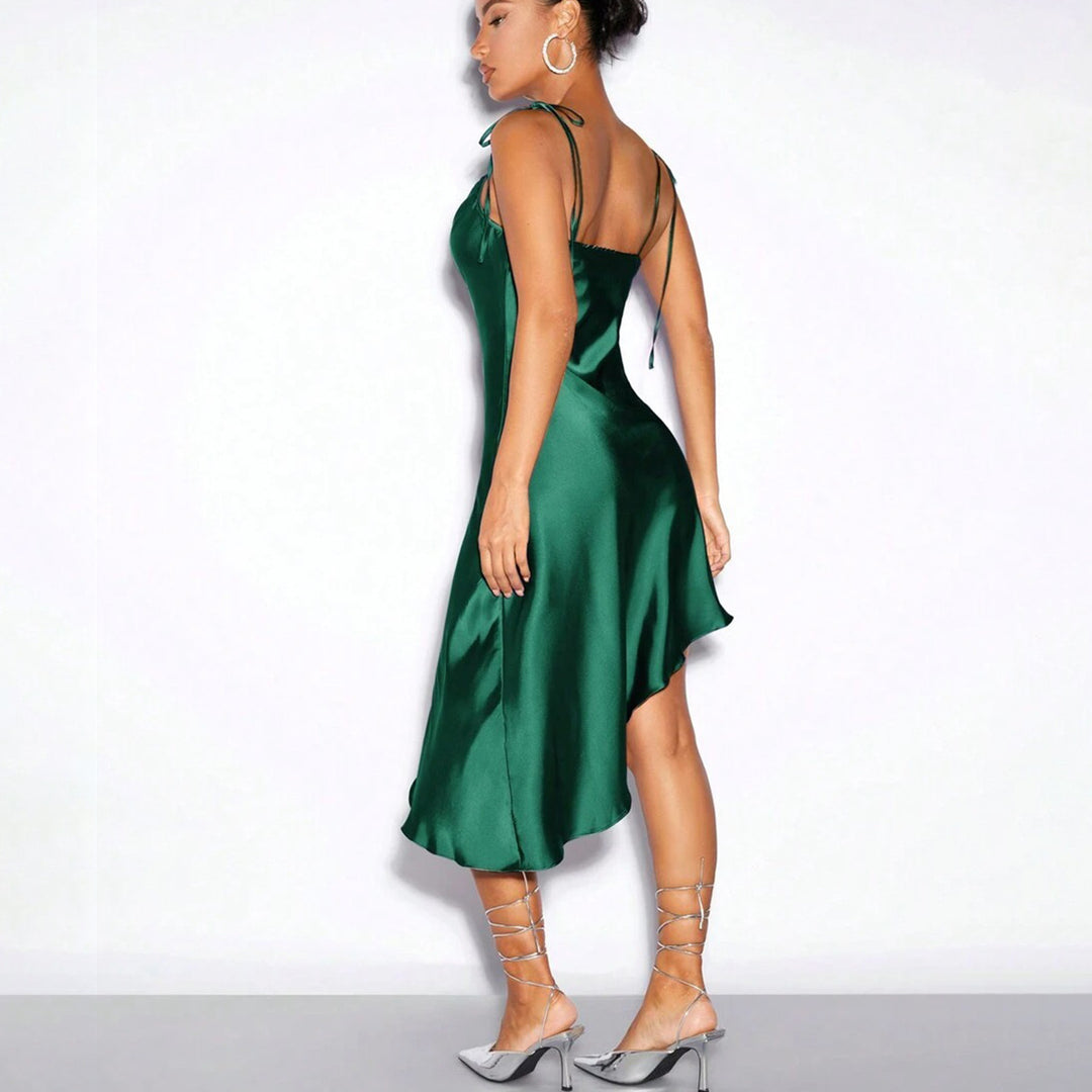 Damen Elegantes asymmetrisches Satin-Kleid mit schmalen Trägern Echo Archiv