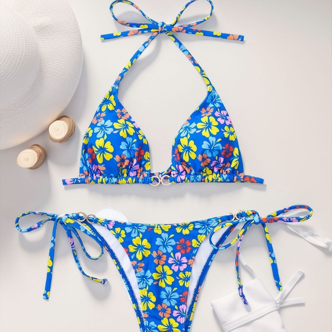Damen Triangel-Bikini mit raffinierten Bindebändern und farbenfrohem Blumenmuster Echo Archiv