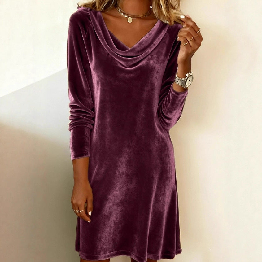 Damen Samt-Kleid mit Wasserfallkragen und lässiger A‑Linie Echoarchiv