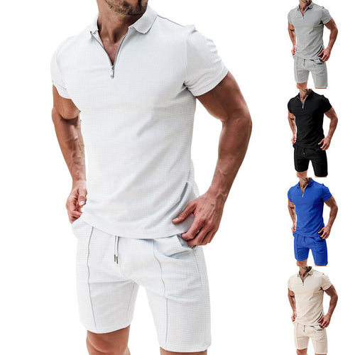 Herren Sportliches Kurzarmshirt mit Reißverschluss und passenden Shorts Echoarchiv