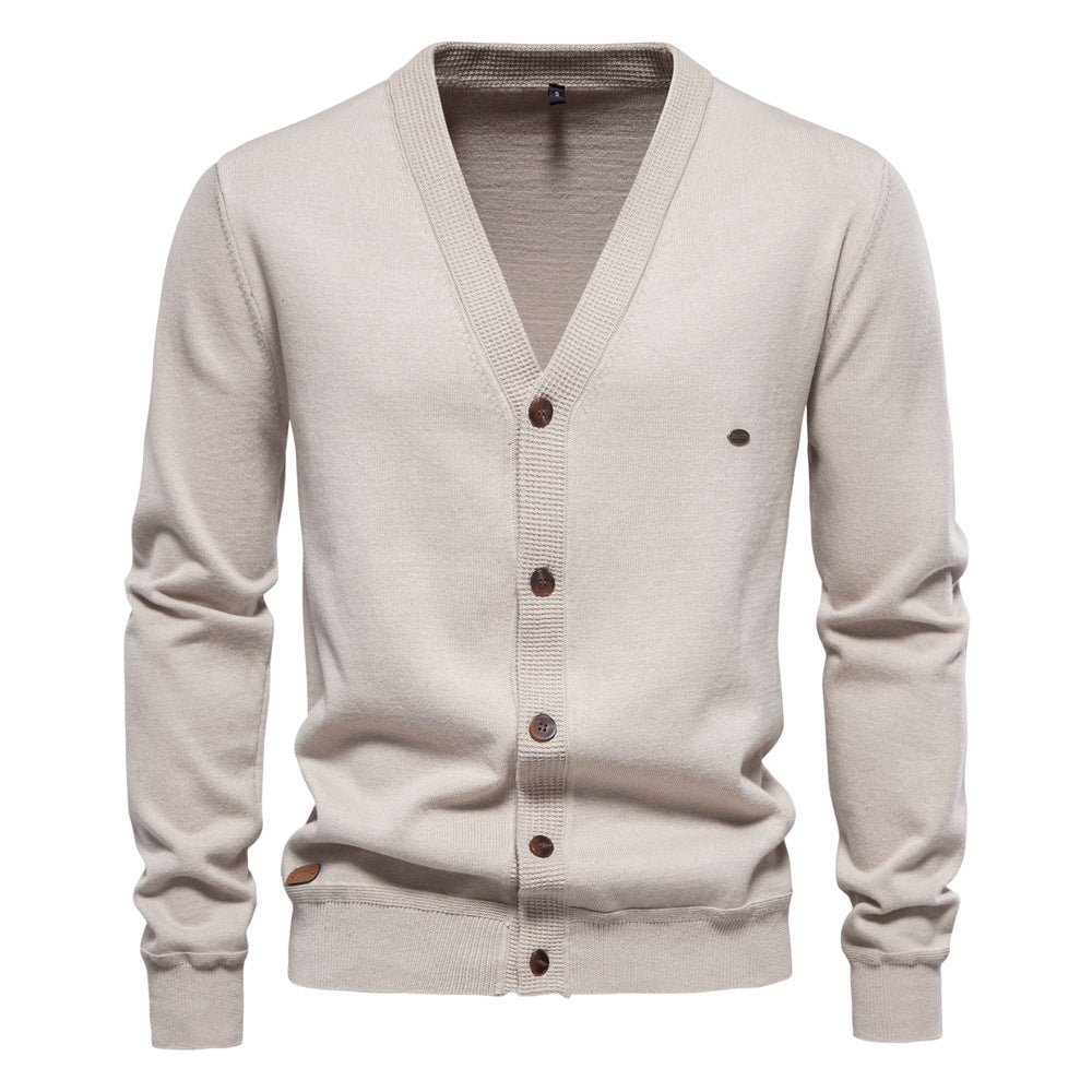 Herren Strickjacke mit V-Ausschnitt und modischen Holzknöpfen Echoarchiv