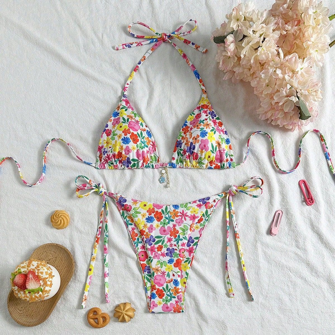 Damen Triangel-Bikini mit buntem Blumendesign Echo Archiv