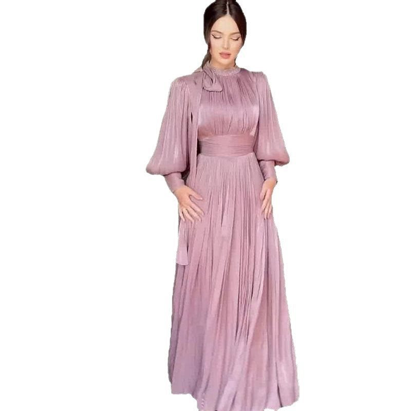 Damen Elegantes Chiffon-Maxikleid mit tailliertem Wickelbund, Stehkragen und langen Puffärmeln Echo Archiv