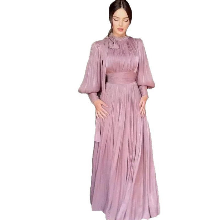 Damen Elegantes Chiffon-Maxikleid mit tailliertem Wickelbund, Stehkragen und langen Puffärmeln Echo Archiv