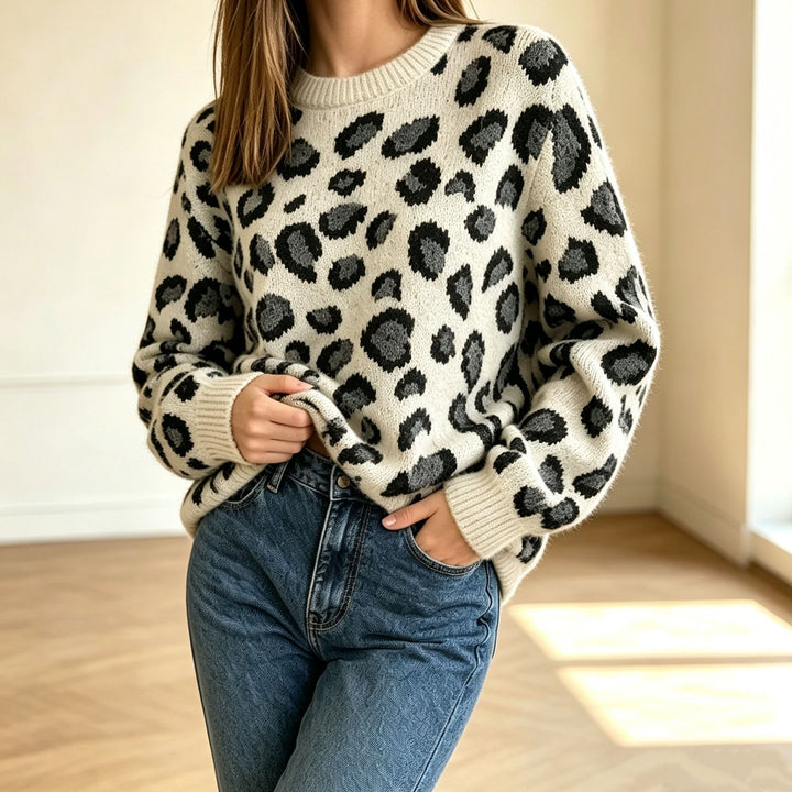 Damen Kuscheliger Rundhalspullover im Leo-Jacquard mit entspanntem Oversize-Schnitt – Mavelle