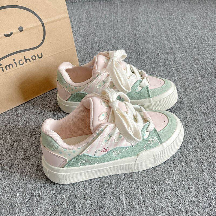 Damen modische Sneakers mit verspielten Details und texturiertem Obermaterial Echo Archiv