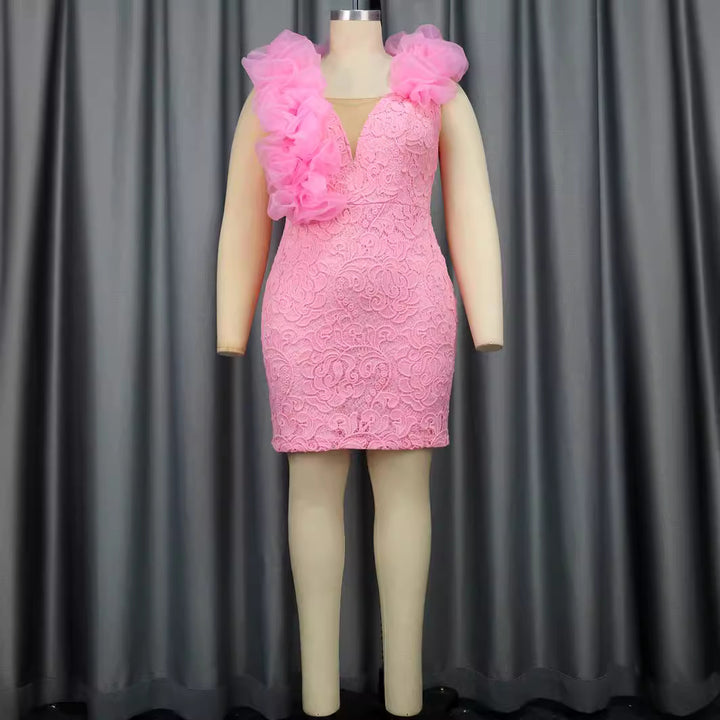 Damen Minimal Kleid mit luxuriöser Spitzenstickerei und Rüschen Echo Archiv