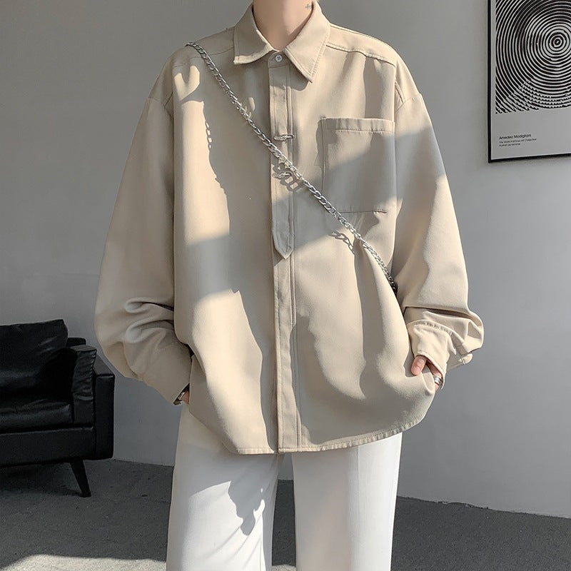 Unisex Oversize Hemdjacke im minimalistischen Utility-Look mit Brusttasche und verdeckter Knopfleiste Echoarchiv