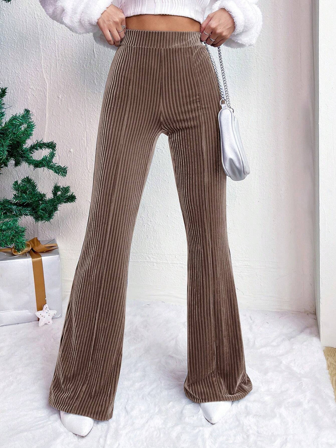 Damen Hochtaillierte gerippte Samt-Hose mit weitem Bein – Avélisse