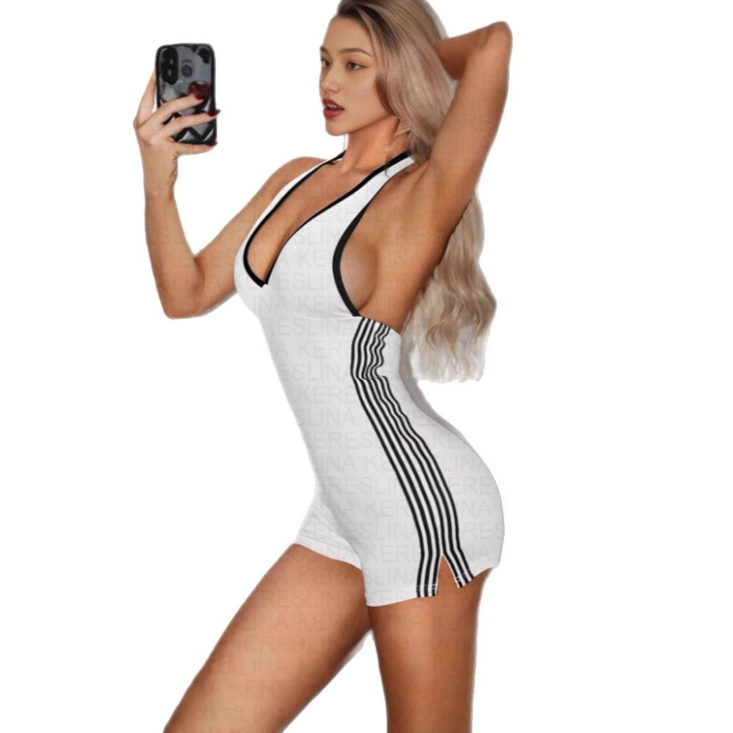Damen Sportlicher Jumpsuit mit tiefem V-Ausschnitt und figurbetonter Silhouette Echo Archiv