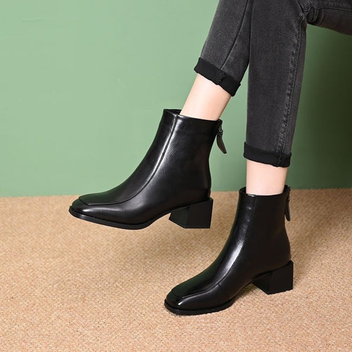 Damen Elegante Stiefeletten mit Blockabsatz und Reißverschluss – Varelle