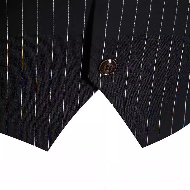 Herren elegante Anzugweste mit feinem Nadelstreifenmuster Echoarchiv