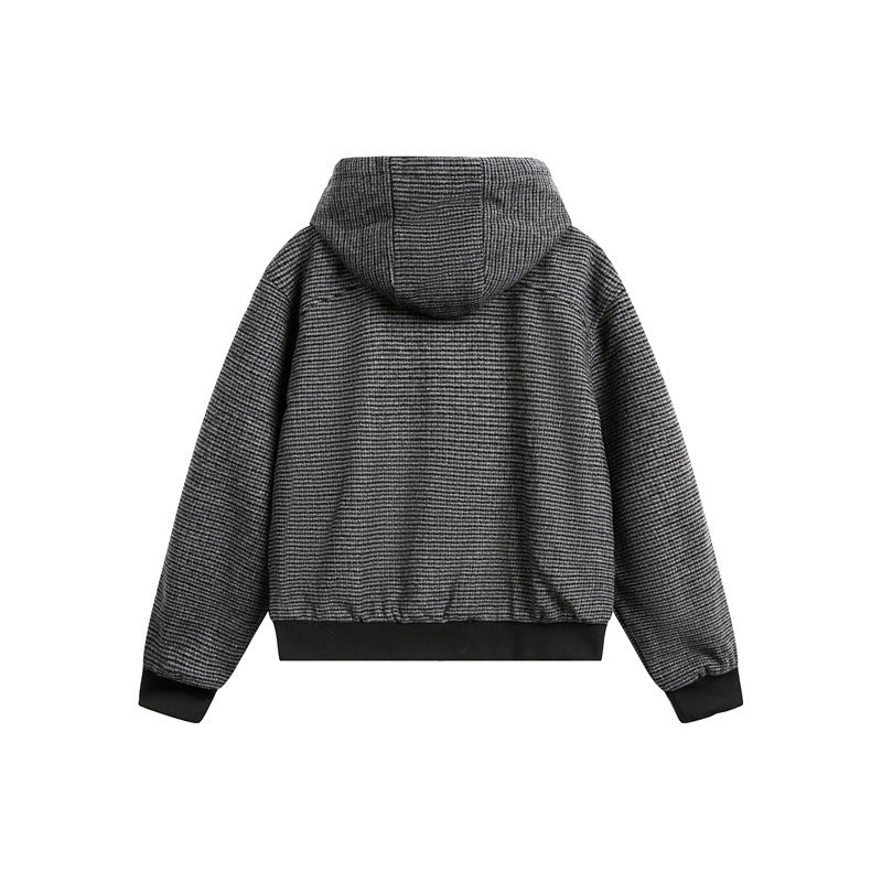 Unisex Kurz geschnittener Kapuzen-Blousonjacke im Strukturmix mit Knebelverschluss und Rippbündchen Echoarchiv