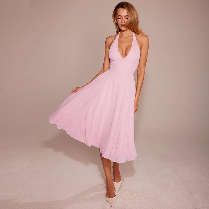 Damen Halter Maxikleid mit fließendem Schnitt Echo Archiv