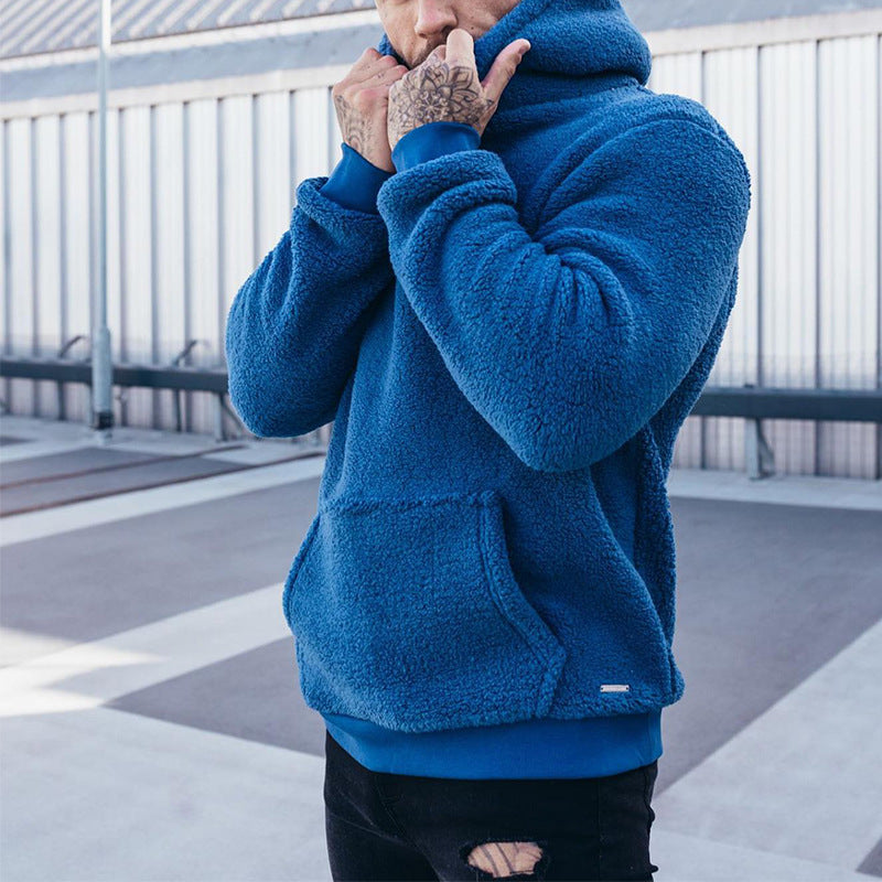 Herren kuscheliger Fleecepullover mit Kängurutasche und hohem Kragen Echoarchiv