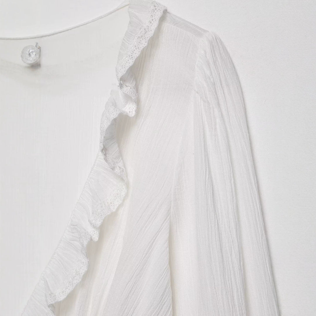 Damen Romantische Spitzenbluse mit tiefem V‑Ausschnitt, Rüschen und Bindebändern Echo Archiv
