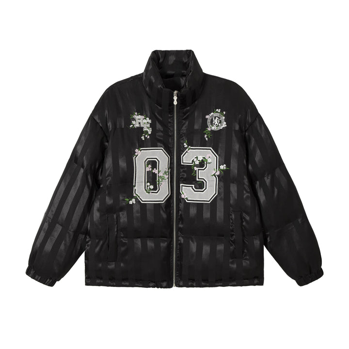 Damen Boxy gesteppte Satin‑Pufferjacke mit floralem Stickdetail Echoarchiv
