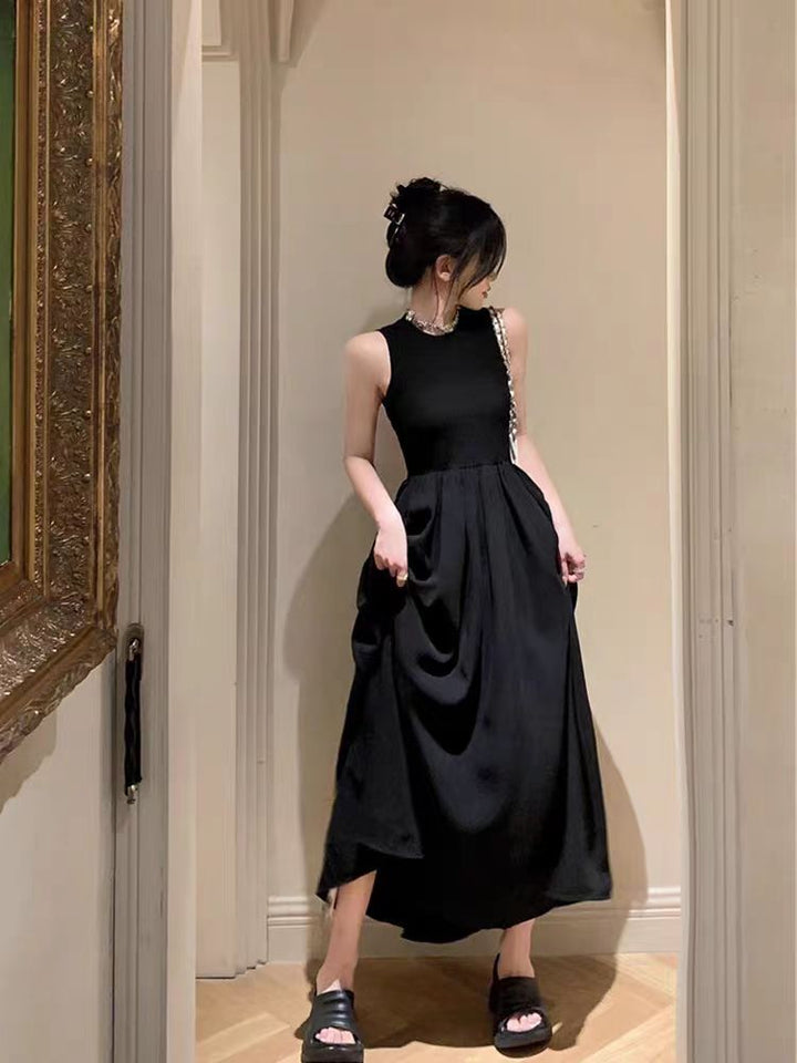Damen Maxikleid mit elegantem Schnitt und fließendem Material Echo Archiv