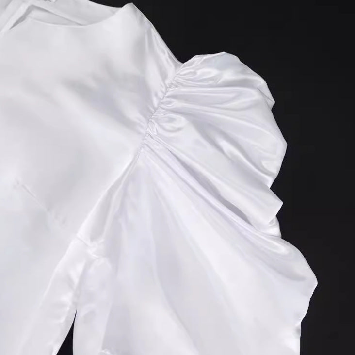 Damen Elegantes Jumpsuit mit voluminösen Puffärmeln und schickem Taillierungsdetail Echo Archiv