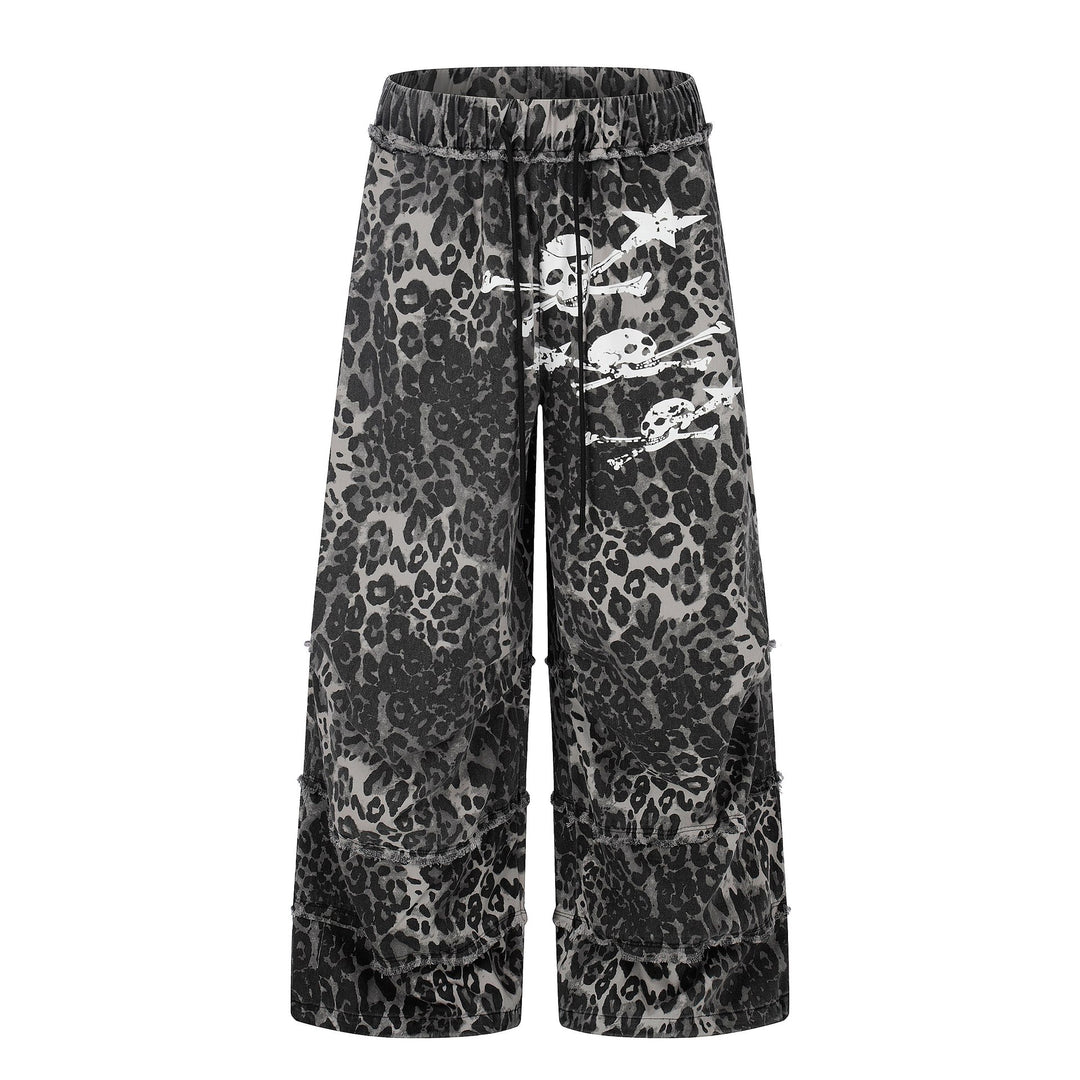 Damen Weite Cargo-Culotte-Shorts mit Fransenstufen und Totenkopf-Print Echoarchiv
