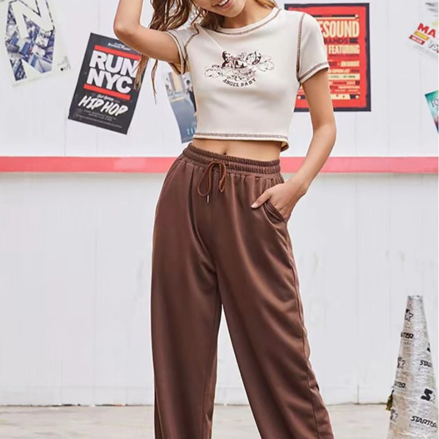 Damen Figurbetontes T-Shirt mit einzigartigem Engel-Motiv und modischem Print Echo Archiv