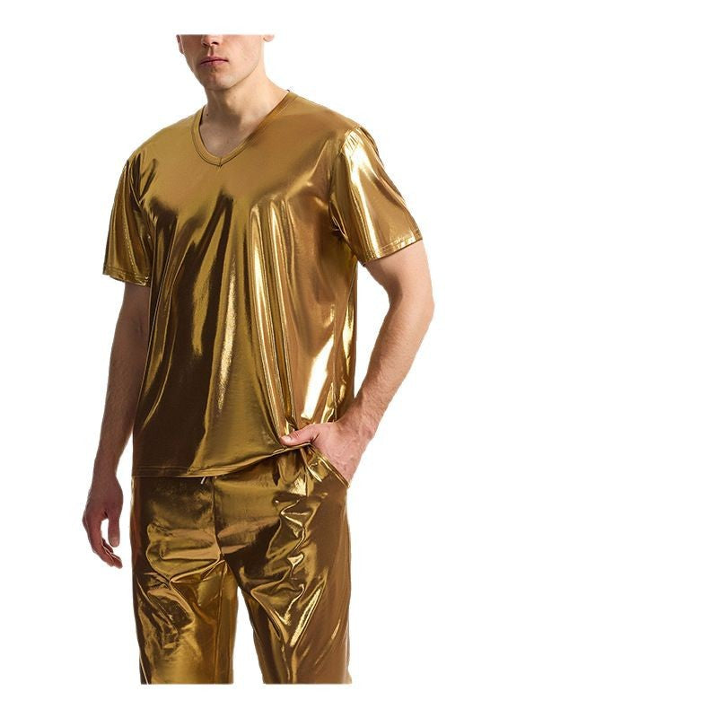 Herren Sportliches Set aus glänzendem Material mit V-Ausschnitt Echoarchiv