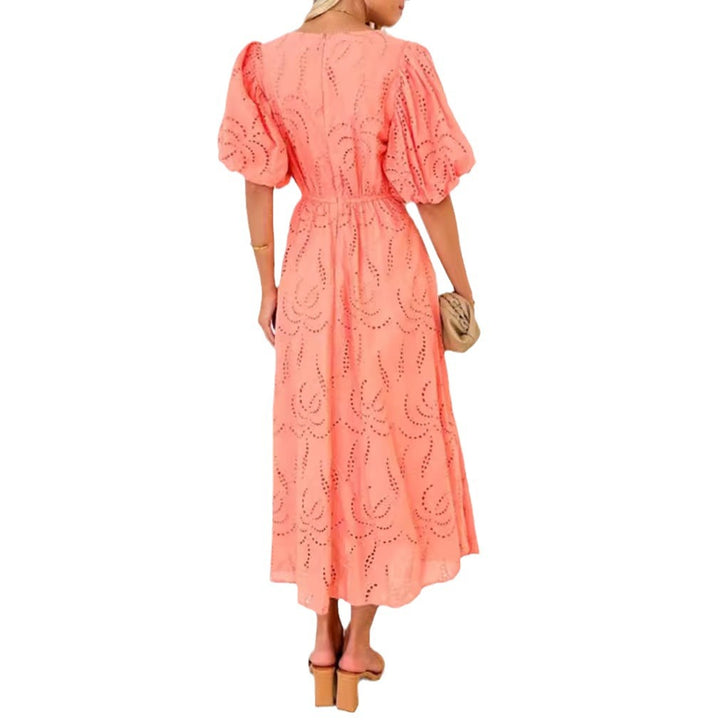 Damen nan tailliertes Midikleid mit Broderie-Lochstickerei und voluminösen Ballonärmeln Echo Archiv