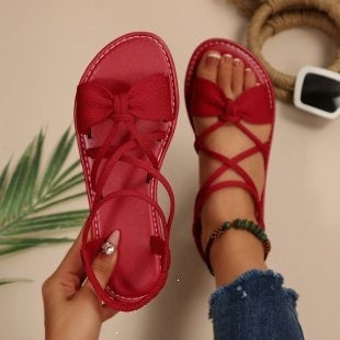 Damen Zarte Römersandalen mit Schleifen-Detail und verstellbaren Schnürriemen Echo Archiv