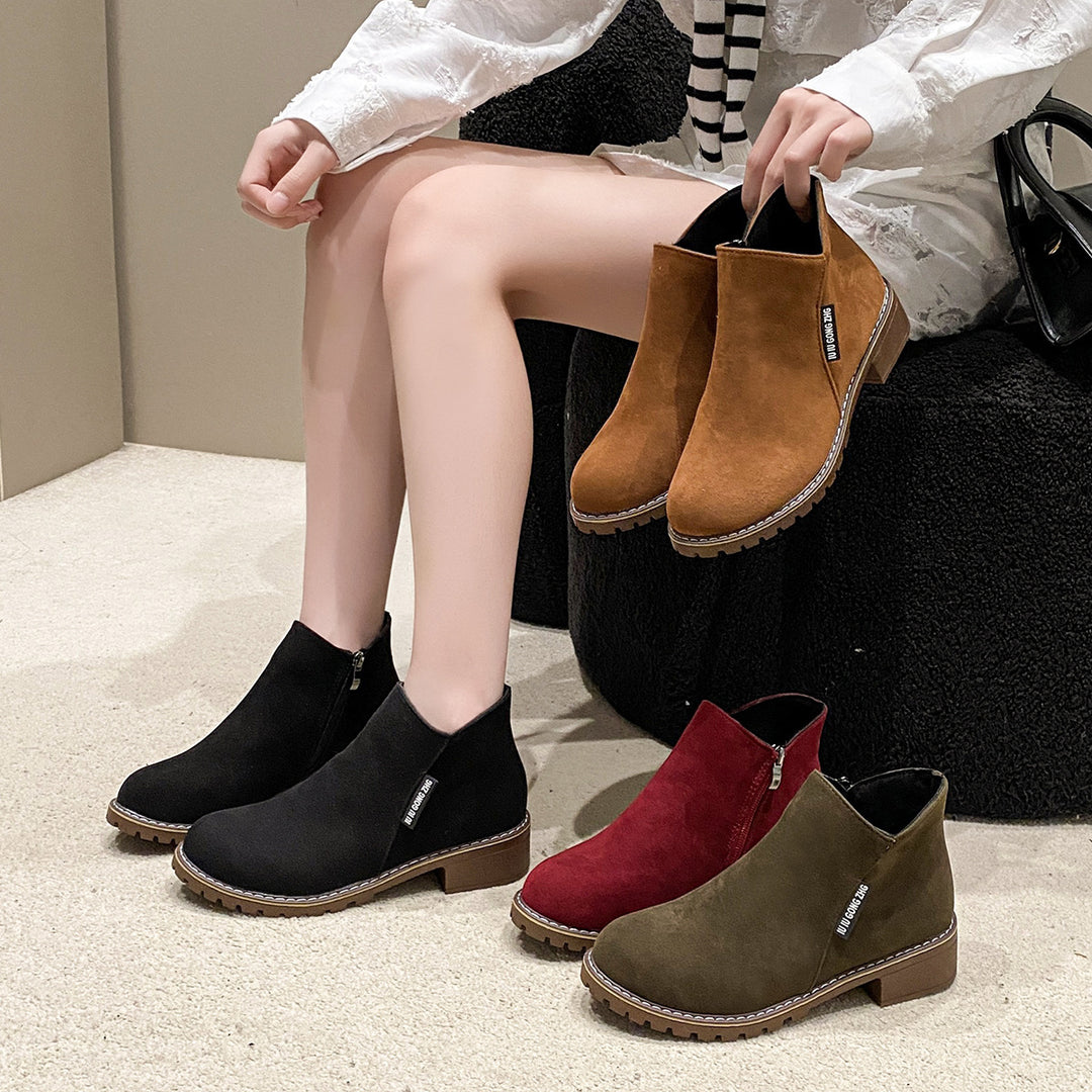 Damen nan kurze Reißverschluss-Stiefelette aus Veloursoptik mit profiliertem Traktorsohlensystem und gepolstertem Komfortfutter Echo Archiv