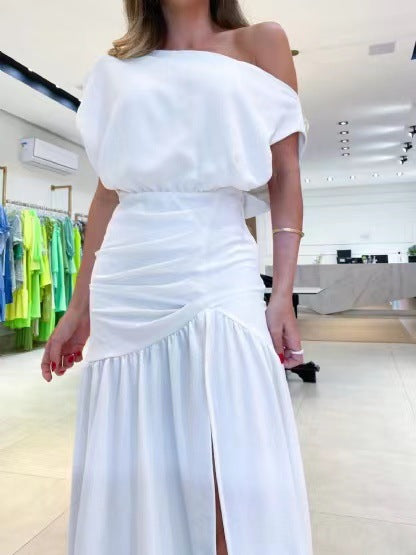 Damen Langärmeliges Kleid mit seitlichem Schlitz und off-shoulder Design Echo Archiv