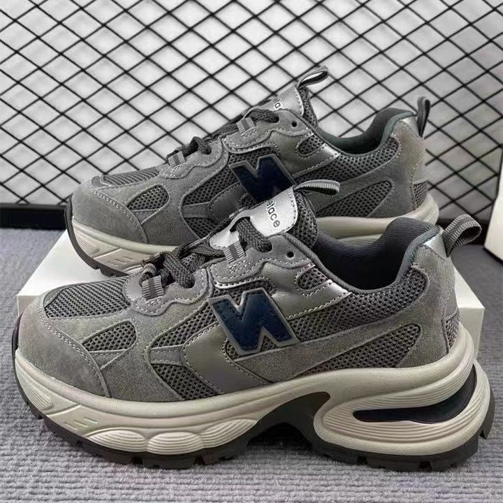 Damen Sportliche Sneaker mit atmungsaktivem Obermaterial und dämpfender Sohle Echo Archiv