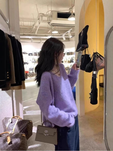 Damen Oversize V‑Ausschnitt Mohair‑Look Pullover mit Angora‑Optik und überschnittener Schulter Echoarchiv