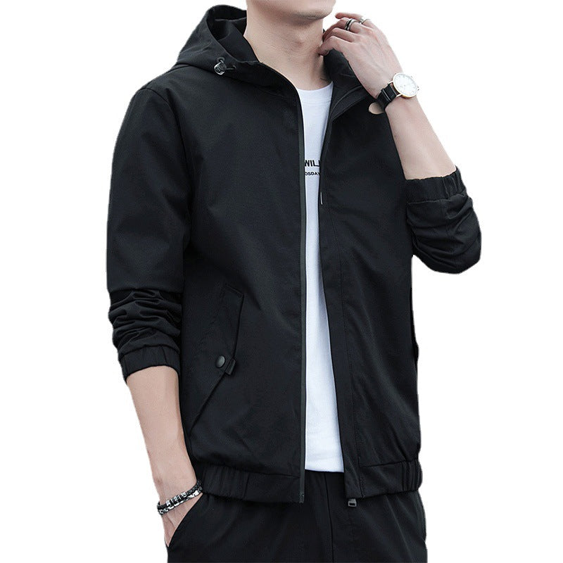 Herren Leichter Kapuzen-Windbreaker im Urban-Minimalstil mit verdecktem Reißverschluss und elastischen Bündchen Echoarchiv