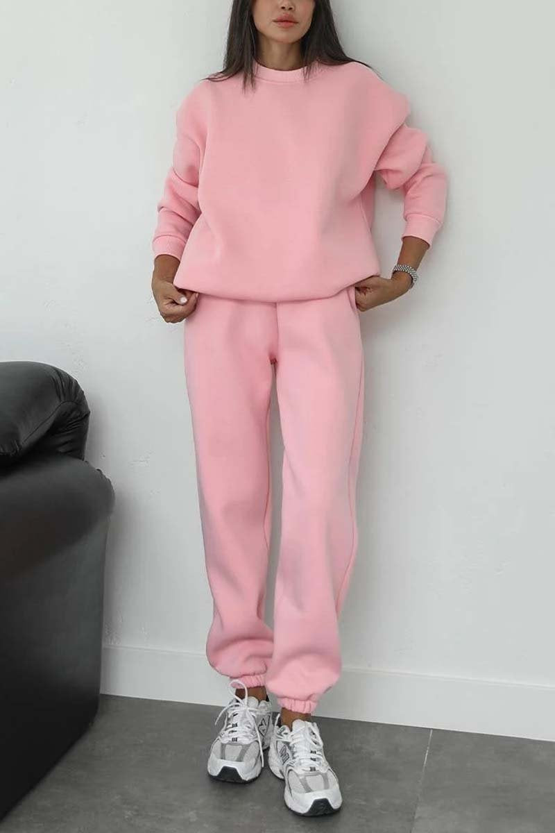 Damen nan minimalistisches Cozy-Set aus schwerer French‑Terry mit weitem Rundhals-Pullover und gerader Jogginghose Echo Archiv