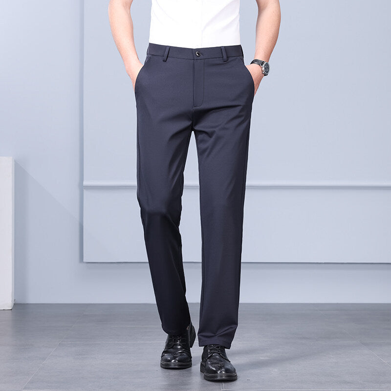 Herren Elegante Business-Hose mit schmalem Schnitt Echoarchiv
