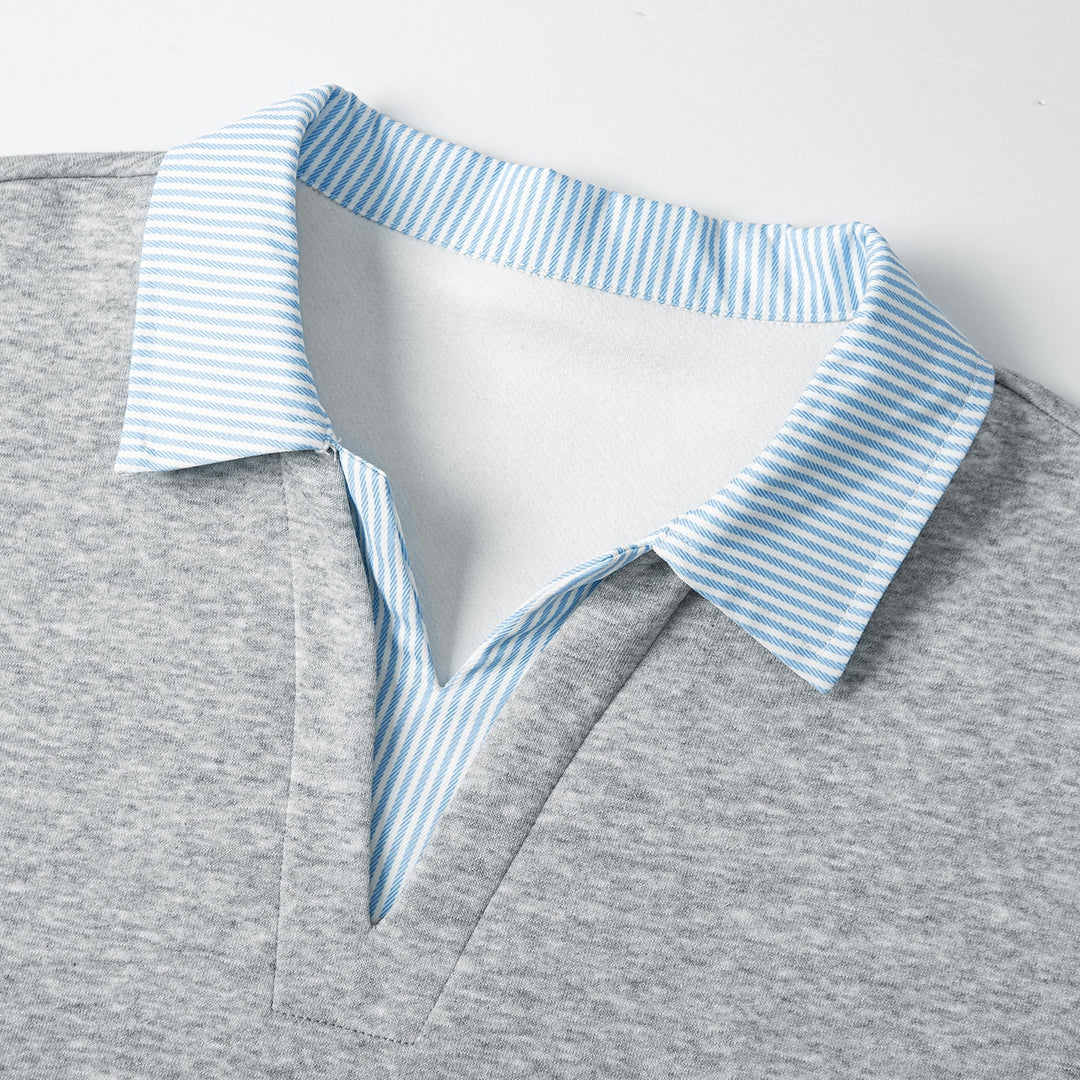 Unisex Oversize-Sweatshirt mit eingearbeitetem Hemdkragen und V-Ausschnitt-Detail Echoarchiv