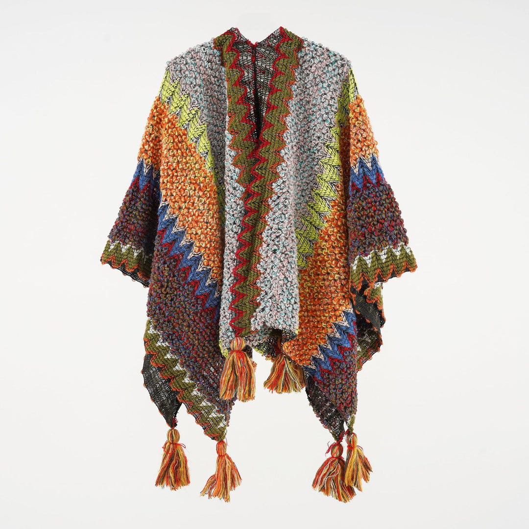 Damen Kurzponcho aus Bouclé-Strick mit Zickzack-Jacquard und Quasten – Avérine