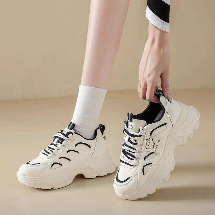 Damen Sportliche Chunky Sneakers mit ergonomischer Dämpfung und atemberaubender Oberflächenstruktur Echo Archiv