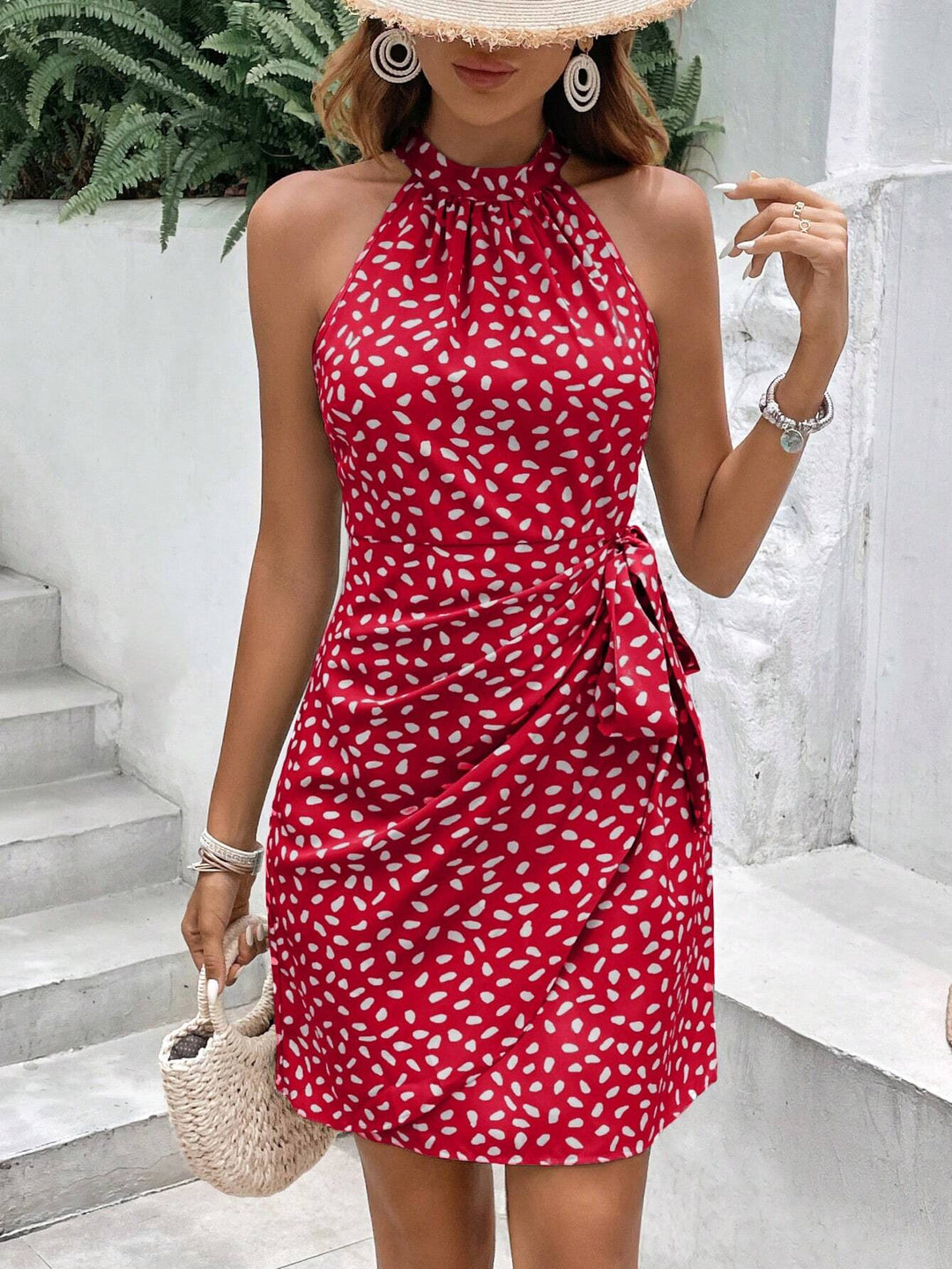 Damen Neckholder-Wickelkleid aus leichtem Satin mit Bindegürtel Echo Archiv