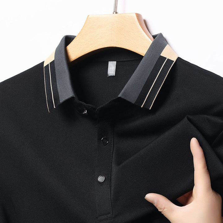 Herren stilvolles Poloshirt mit modernem Kragen und eleganten Akzenten Echoarchiv