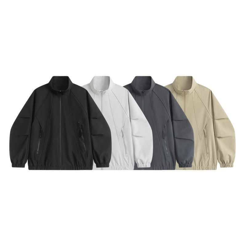 Herren Technische Oversize-Softshell-Trainingsjacke mit Stehkragen, ergonomischen Teilungsnähten & wasserabweisender Beschichtung Echoarchiv