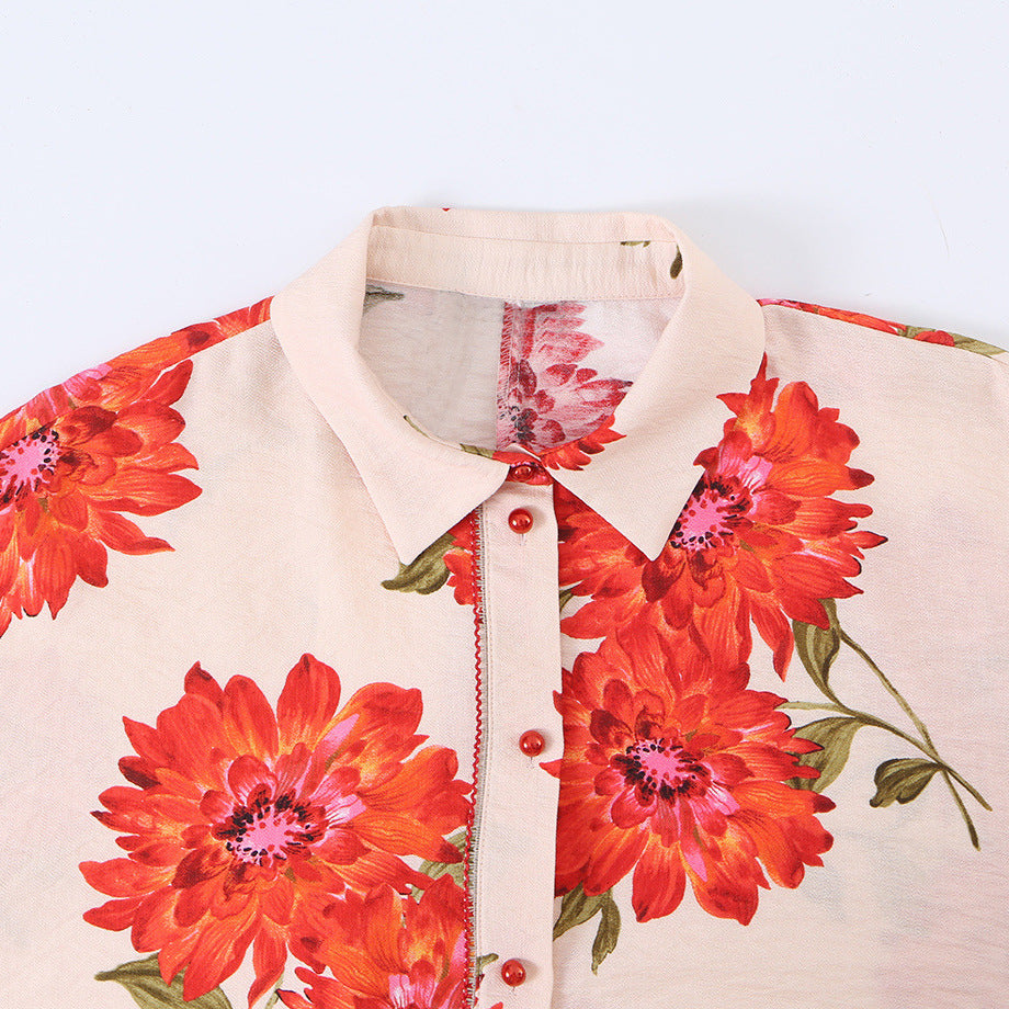 Damen Oversize-Bluse mit Blumenprint, durchgehender Knopfleiste und Dreiviertelärmeln Echoarchiv