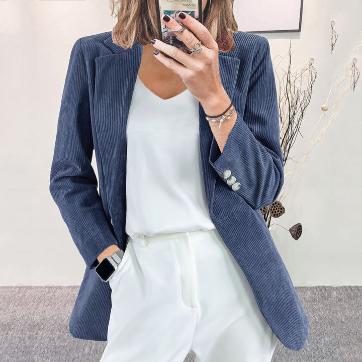 Damen Cordblazer im Oversized-Schnitt mit Revers und Schmuckknöpfen Echoarchiv
